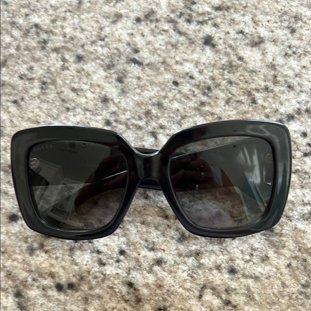 Gucci Black Bold Square Sunglasses